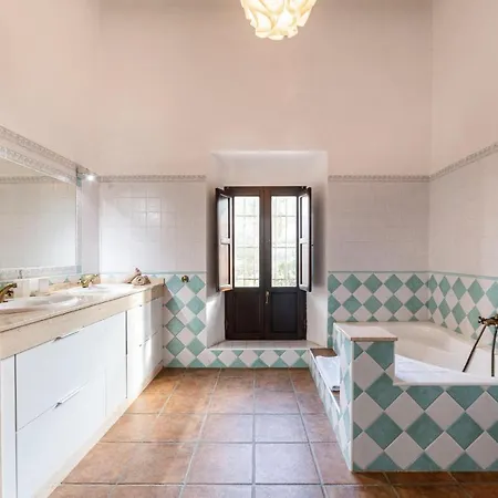 Dona Adela Holiday home *